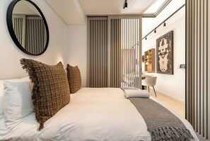 1 chambre, coffres-forts dans les chambres, fer et planche à repasser