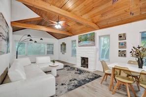 Classic Double Room, 2 Queen Beds (Mango House) | Living area | TV