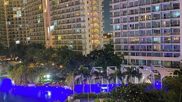 Condo, 2 Bedrooms, Balcony, Garden View | Exterior