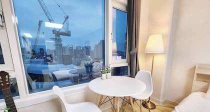 Unbeatable Location! Only 2 Min Walk from Sinsa Station