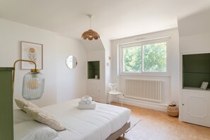 6 chambres, fer et planche à repasser, Wi-Fi gratuit, draps fournis