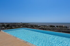 Pool - Ciel d'Azur - Climatisé, piscine partagée (Saint-Laurent-du-Var)