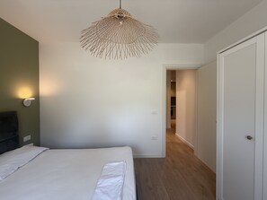 2 Schlafzimmer, Bügeleisen/Bügelbrett, WLAN