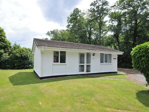 Exterior - 4 Rosecraddoc Lodge Holiday Bungalows (Liskeard)
