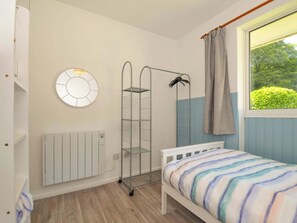 2 habitaciones, decoración personalizada y muebles diferentes
