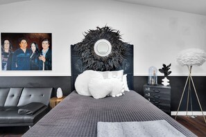WiFi, bed sheets