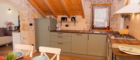 單棟房屋, 3 間臥室 | 私人廚房 | 多士爐、清潔用品、冰箱、紙手巾