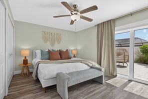 4 bedrooms, iron/ironing board, WiFi, bed sheets