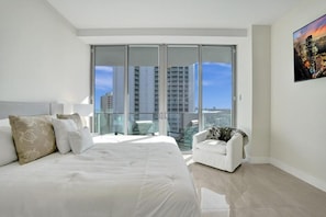 Condo, 2 Bedrooms, Kitchen, Beach View | Iron/ironing board, free WiFi
