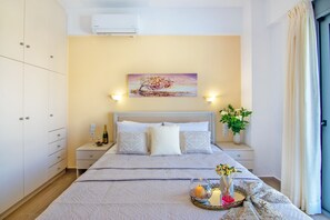 Villa, 3 chambres, fumeurs, piscine privée | 3 chambres, rideaux occultants