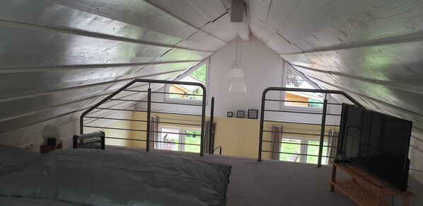 1 bedroom, WiFi, bed sheets, wheelchair access