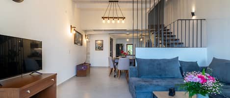 Villa, 3 Bedrooms, Smoking, Private Pool | Living room