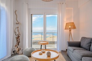 Villa, 5 Bedrooms, Private Pool, Sea View | Living room | 50-inch Smart TV with satellite channels, DVD player