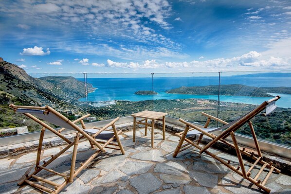 Vila, 5 kamar tidur, kolam renang pribadi, pemandangan laut | Balkon