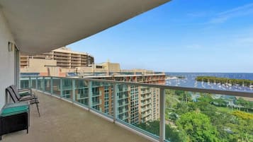 Classic-Doppelzimmer, Mehrere Betten (Arya-1001) | Balkon