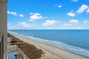 Beach - BEAUTIFUL OCEANFRONT PENTHOUSE. (North Myrtle Beach)