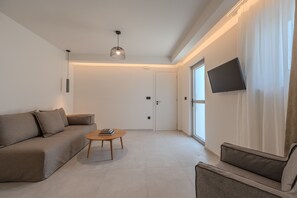Villa, 6 chambres, piscine privée, vue mer | 6 chambres, coffres-forts dans les chambres, rideaux occultants