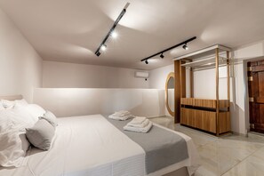 Villa, 5 Bedrooms, Smoking, Private Pool | 5 bedrooms, soundproofing