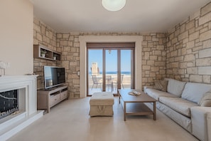 Villa, 3 chambres, 2 salles de bains, vue mer | Salle de séjour