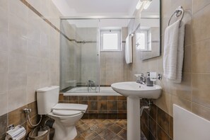 Villa, 6 Bedrooms, Private Pool, Sea View | Bathroom | Shower, towels