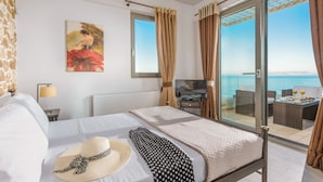 Villa, 5 soverom, peis, sjøutsikt