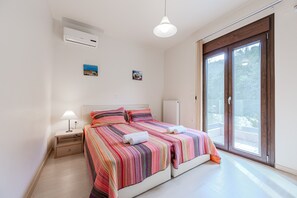 Huvila, 3 makuuhuonetta, yksityinen uima-allas, merinäköala | 3 makuuhuonetta, ilmaiset vauvansängyt, vuodevaatteet