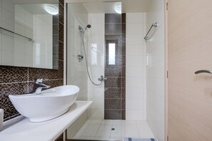 Villa, 3 Bedrooms, Private Pool, Sea View | Bathroom | Shower, towels