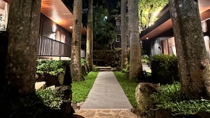 Room, 1 Bedroom, Smoking, Balcony | Garden - Room-novella Tagaytay Deluxe King 403 (Tagaytay)