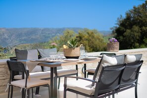 Villa, 3 chambres, fumeurs, piscine privée | Balcon