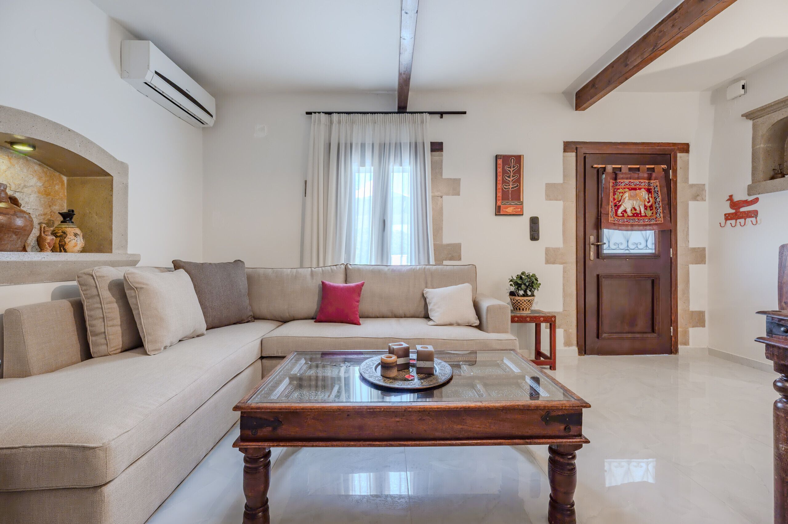 Villa, 3 Bedrooms, Smoking, Private Pool | Living room