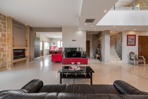 Villa, 4 Schlafzimmer, Raucher, eigener Pool | Wohnzimmer