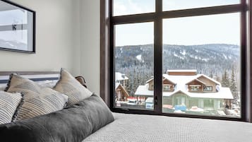 3 bedrooms, internet, bed sheets