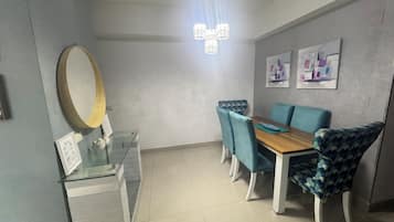 Departamento, 2 habitaciones, con acceso para personas discapacitadas, para fumadores | Comedor
