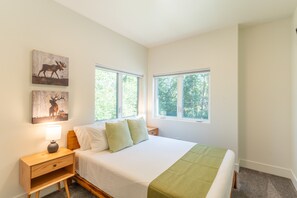 4 Schlafzimmer, Bügeleisen/Bügelbrett, WLAN, Bettwäsche