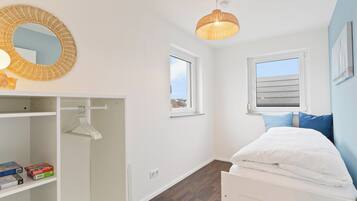 Bügeleisen/Bügelbrett, WLAN, Bettwäsche