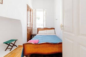 Shared Dormitory, 3 Bedrooms, Smoking, Balcony | 3 bedrooms