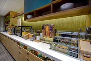 Dining - Two Clean and Modern Units Perfect for Enjoying Wichita's Downtown (Wichita)