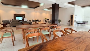 Room, 1 Bedroom, Smoking, Balcony | Lounge