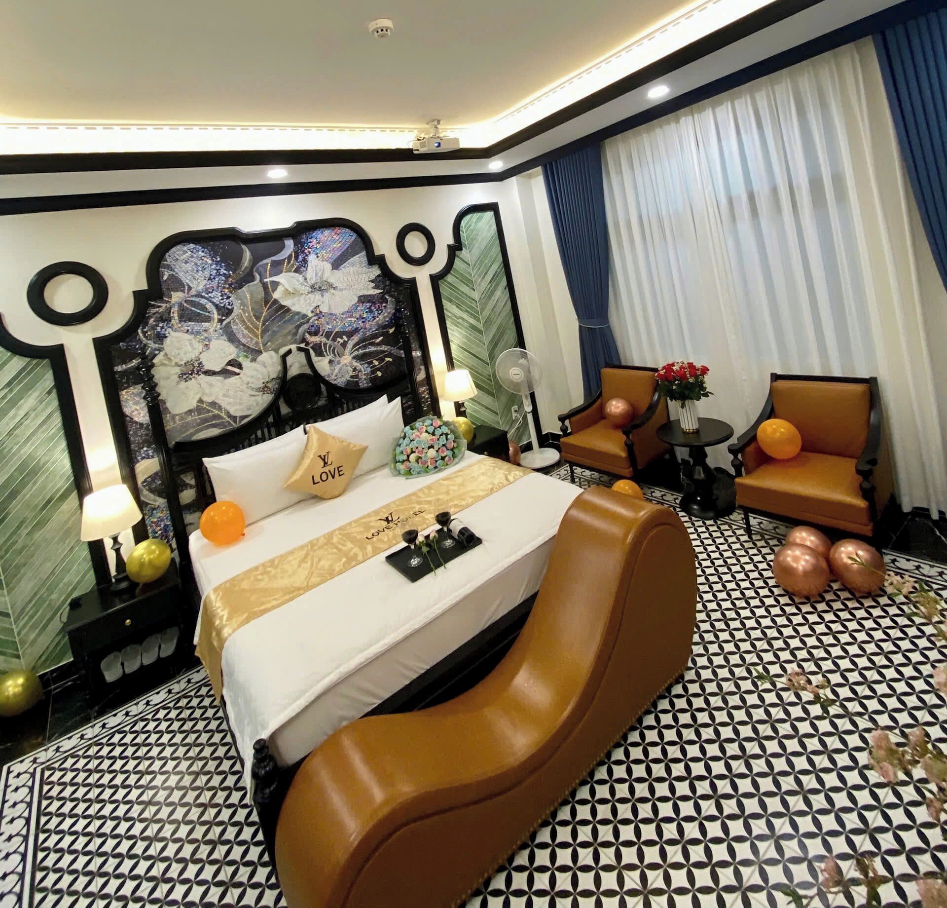 Caja de seguridad en la habitación y escritorio 