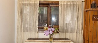 Family Farmhouse in the City - 5 bedrooms