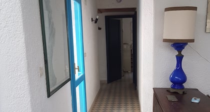 Beachfront villa, right ON SAND!