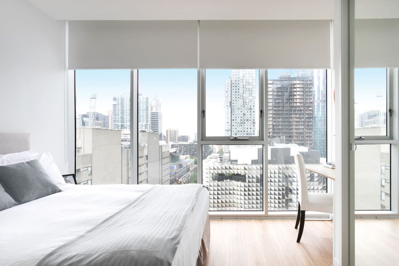 2 bedrooms, desk, iron/ironing board, WiFi