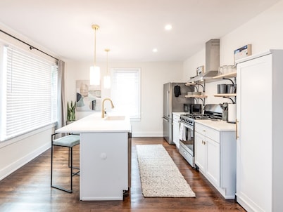 Adorable 3br/2ba Home~Convenient to Everything!