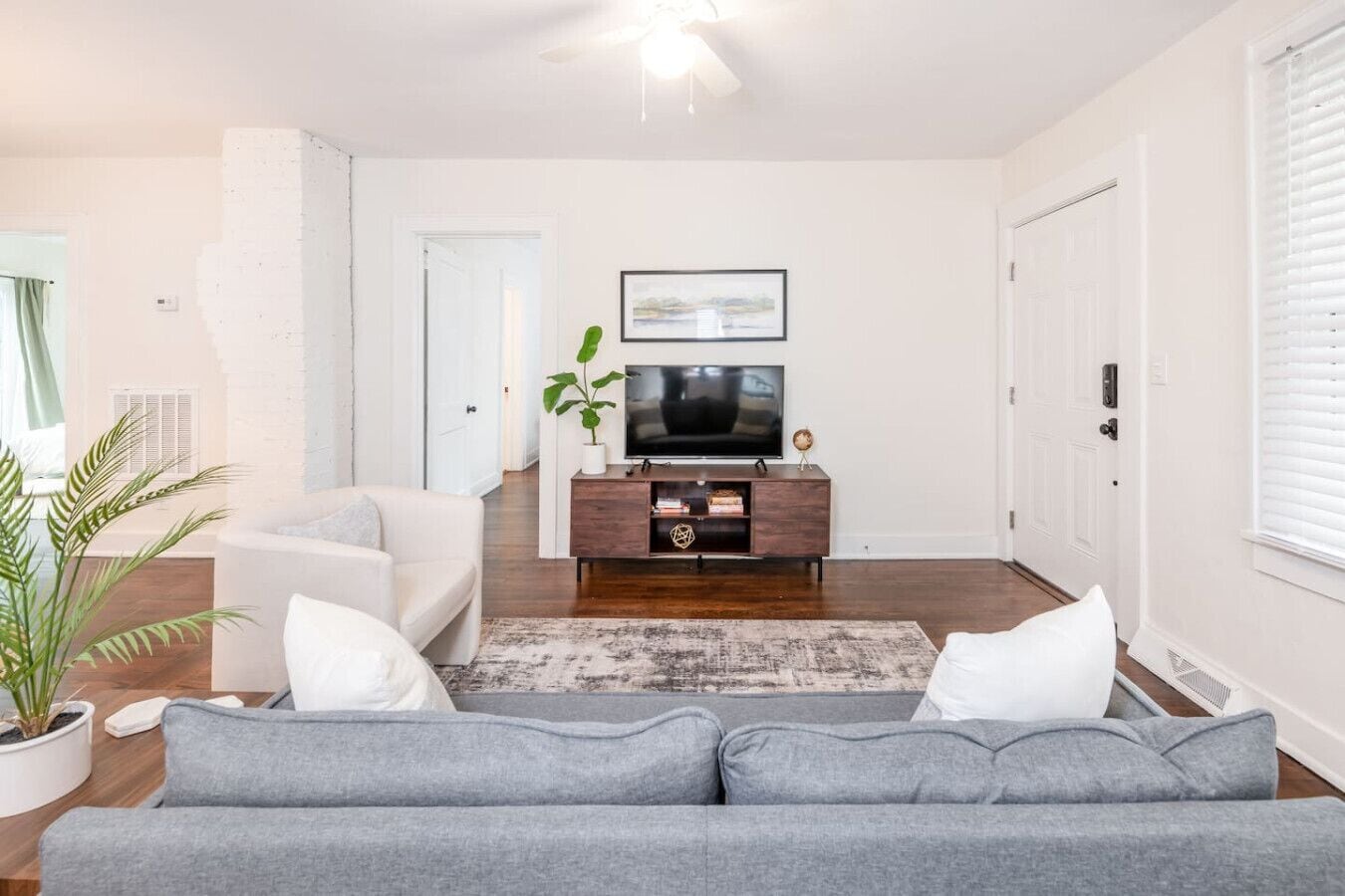 Adorable 3br/2ba Home~convenient To Everything! - North Charleston, SC