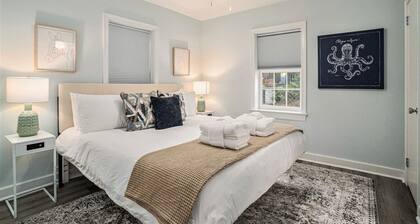 The Justice Jewel - 1BR/1BA Park Circle Retreat!