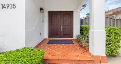 3 Bedroom 2 Bath with Pool in Miami