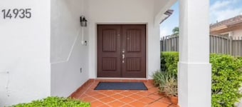 3 Bedroom 2 Bath with Pool in Miami