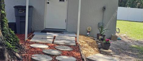 تفاصيل الفندق من الخارج