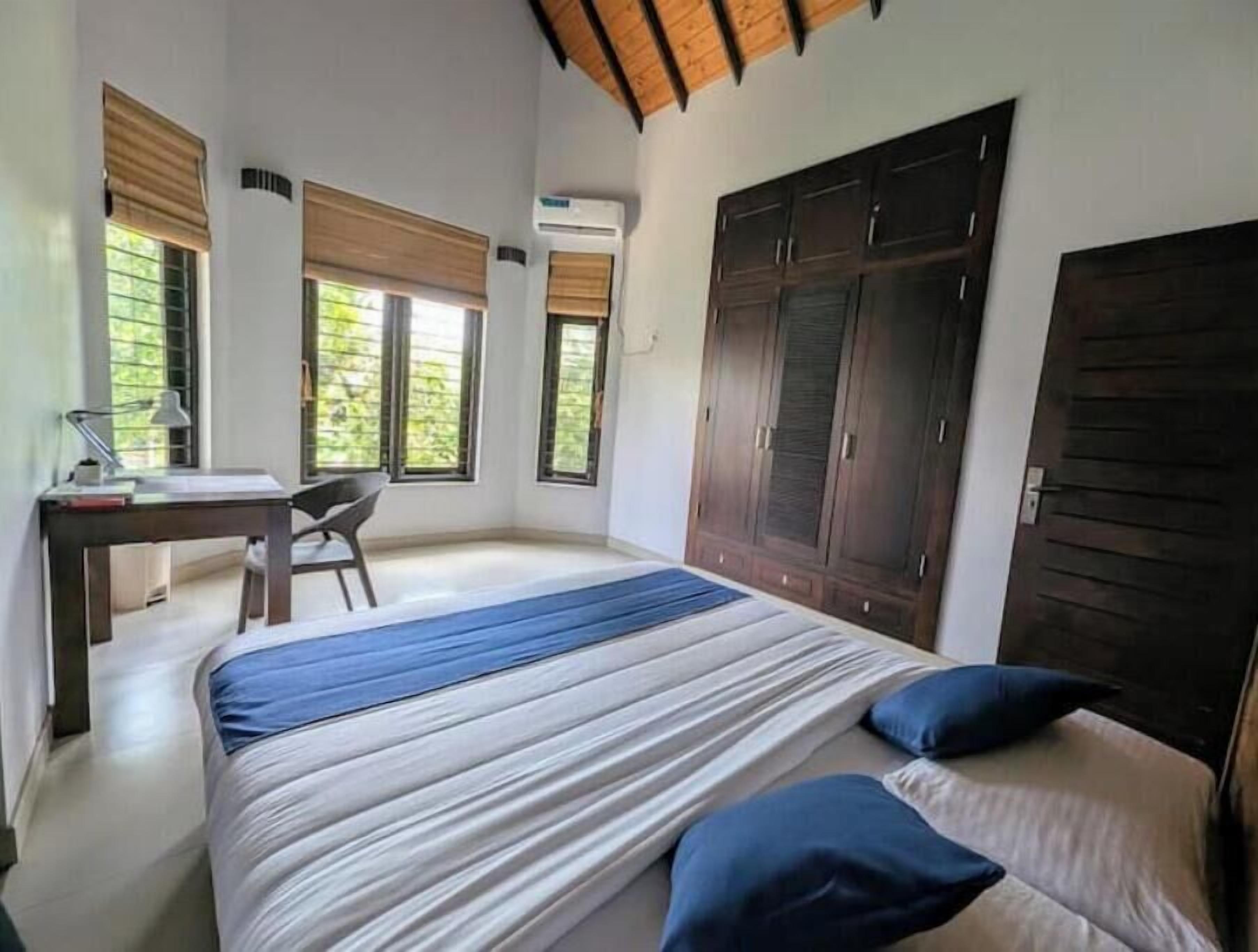 4 chambres, fer et planche à repasser, Wi-Fi