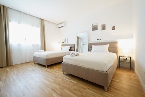 2 bedrooms, WiFi, bed sheets - Alexandra House (Augusta)